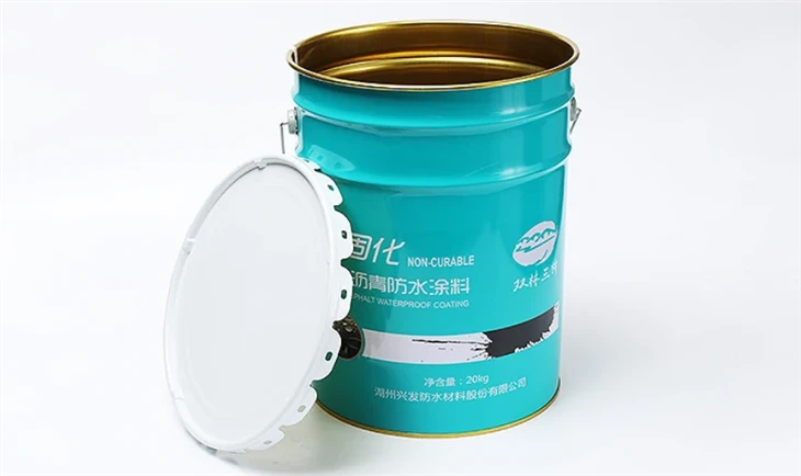 Thùng 5 gallon có nắp Lug